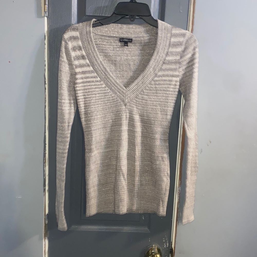 Express sweater - Picture 1 of 3